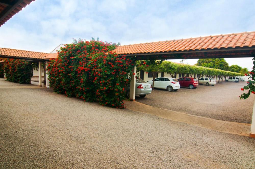 Mediterraneo Park Hotel Três Lagoas Exterior foto